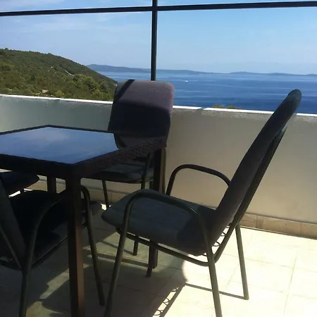 Apartmani Zdenka Savar-Maslina Buitenkant foto