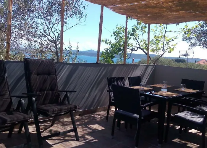 Apartmani Zdenka Savar-Maslina